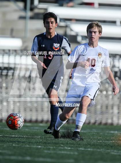 Thumbnail 2 in Chaminade vs Harvard-Westlake photogallery.