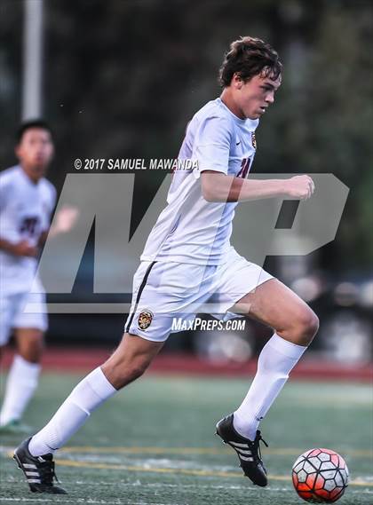Thumbnail 3 in Chaminade vs Harvard-Westlake photogallery.