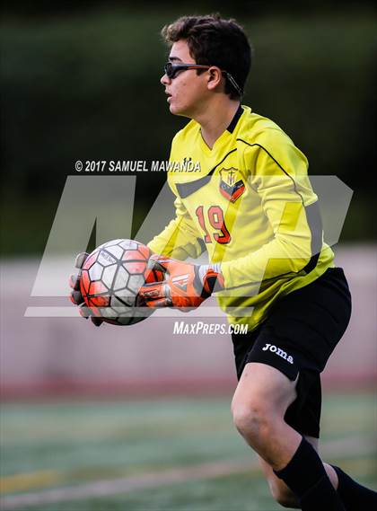 Thumbnail 2 in Chaminade vs Harvard-Westlake photogallery.