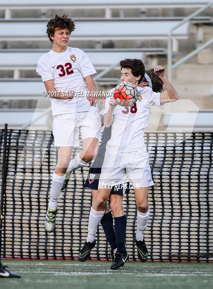 Thumbnail 3 in Chaminade vs Harvard-Westlake photogallery.