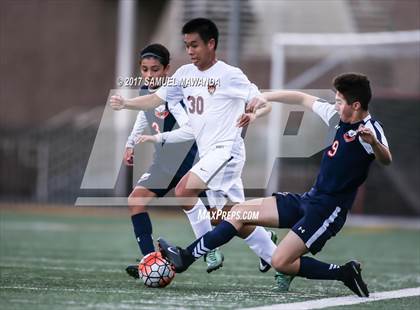 Thumbnail 3 in Chaminade vs Harvard-Westlake photogallery.