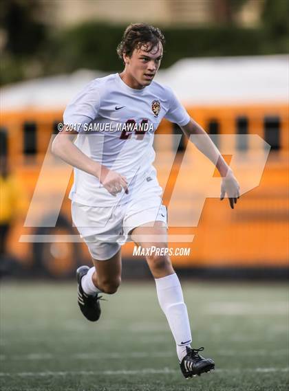 Thumbnail 1 in Chaminade vs Harvard-Westlake photogallery.