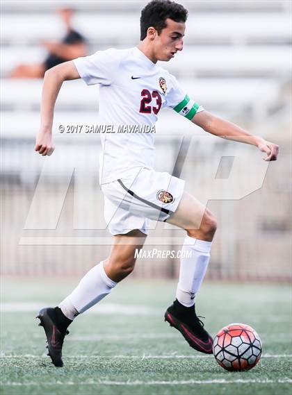 Thumbnail 3 in Chaminade vs Harvard-Westlake photogallery.