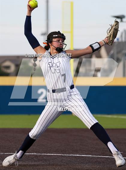 Thumbnail 1 in Melissa vs Wakeland (UIL 5A Softball Regional Semi-Final) photogallery.