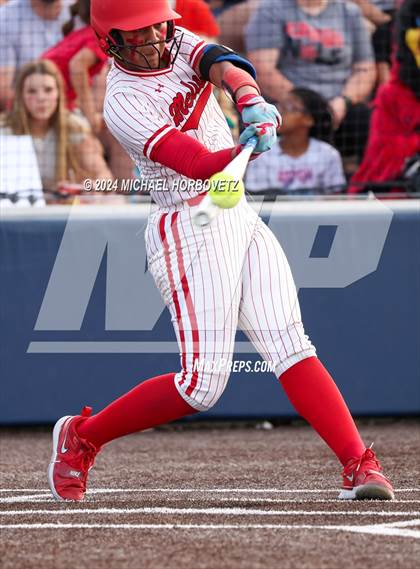 Thumbnail 3 in Melissa vs Wakeland (UIL 5A Softball Regional Semi-Final) photogallery.
