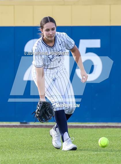 Thumbnail 3 in Melissa vs Wakeland (UIL 5A Softball Regional Semi-Final) photogallery.
