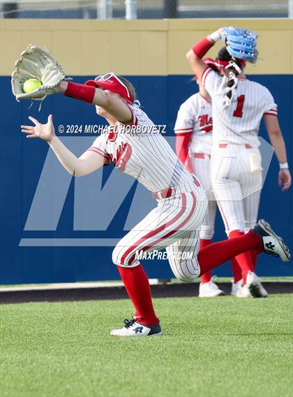 Thumbnail 1 in Melissa vs Wakeland (UIL 5A Softball Regional Semi-Final) photogallery.