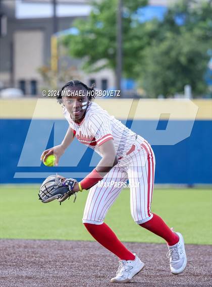 Thumbnail 3 in Melissa vs Wakeland (UIL 5A Softball Regional Semi-Final) photogallery.