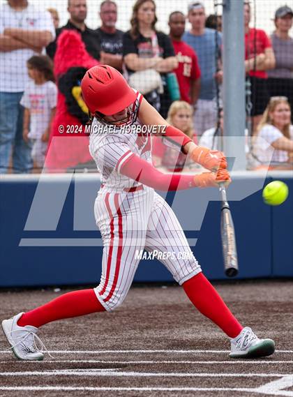 Thumbnail 3 in Melissa vs Wakeland (UIL 5A Softball Regional Semi-Final) photogallery.