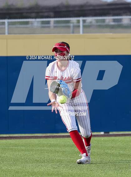 Thumbnail 1 in Melissa vs Wakeland (UIL 5A Softball Regional Semi-Final) photogallery.