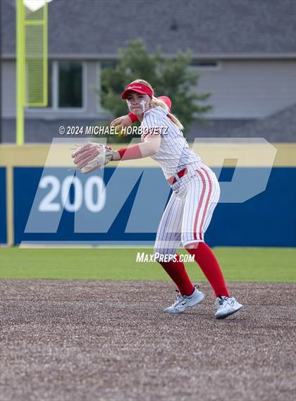 Thumbnail 2 in Melissa vs Wakeland (UIL 5A Softball Regional Semi-Final) photogallery.