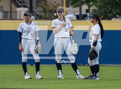 Thumbnail 3 in Melissa vs Wakeland (UIL 5A Softball Regional Semi-Final) photogallery.