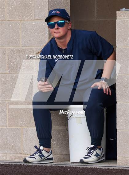 Thumbnail 3 in Melissa vs Wakeland (UIL 5A Softball Regional Semi-Final) photogallery.