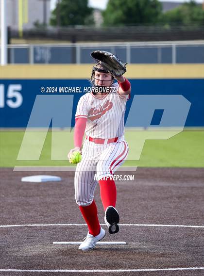 Thumbnail 3 in Melissa vs Wakeland (UIL 5A Softball Regional Semi-Final) photogallery.