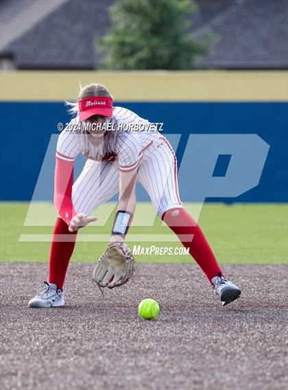 Thumbnail 3 in Melissa vs Wakeland (UIL 5A Softball Regional Semi-Final) photogallery.