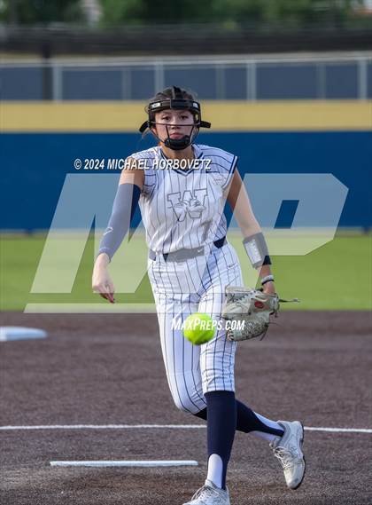 Thumbnail 1 in Melissa vs Wakeland (UIL 5A Softball Regional Semi-Final) photogallery.