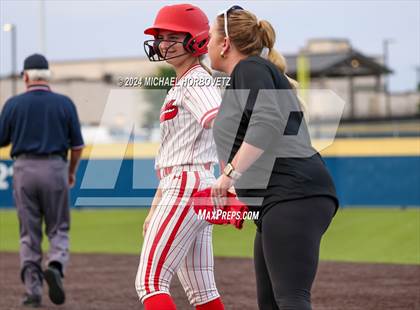 Thumbnail 1 in Melissa vs Wakeland (UIL 5A Softball Regional Semi-Final) photogallery.
