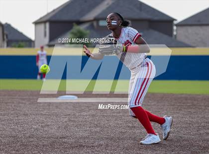 Thumbnail 2 in Melissa vs Wakeland (UIL 5A Softball Regional Semi-Final) photogallery.