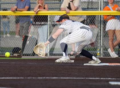 Thumbnail 1 in Melissa vs Wakeland (UIL 5A Softball Regional Semi-Final) photogallery.