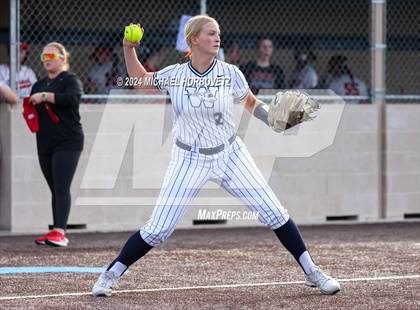 Thumbnail 3 in Melissa vs Wakeland (UIL 5A Softball Regional Semi-Final) photogallery.