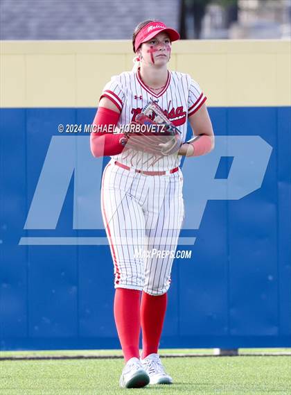 Thumbnail 1 in Melissa vs Wakeland (UIL 5A Softball Regional Semi-Final) photogallery.