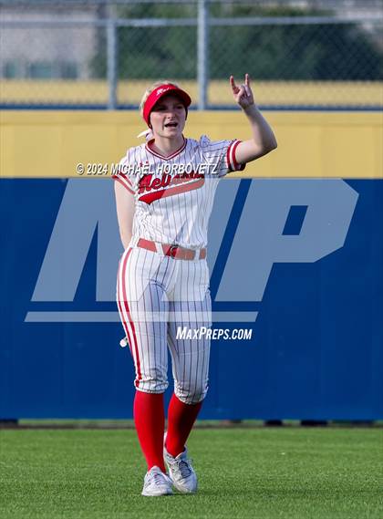Thumbnail 1 in Melissa vs Wakeland (UIL 5A Softball Regional Semi-Final) photogallery.