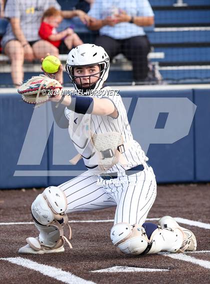 Thumbnail 2 in Melissa vs Wakeland (UIL 5A Softball Regional Semi-Final) photogallery.