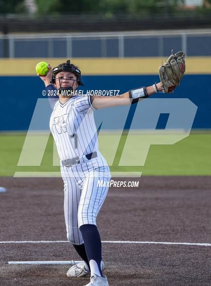 Thumbnail 1 in Melissa vs Wakeland (UIL 5A Softball Regional Semi-Final) photogallery.