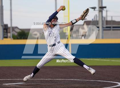 Thumbnail 1 in Melissa vs Wakeland (UIL 5A Softball Regional Semi-Final) photogallery.