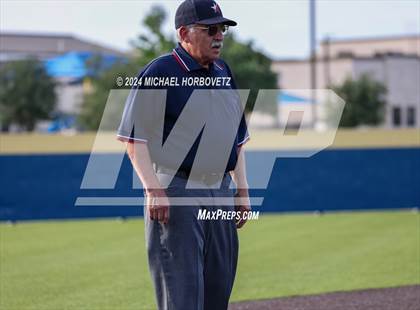Thumbnail 2 in Melissa vs Wakeland (UIL 5A Softball Regional Semi-Final) photogallery.