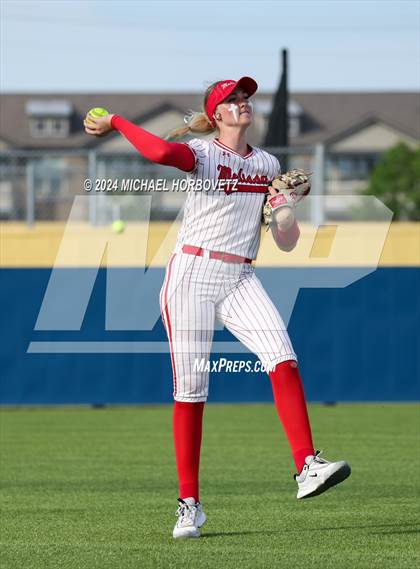 Thumbnail 1 in Melissa vs Wakeland (UIL 5A Softball Regional Semi-Final) photogallery.