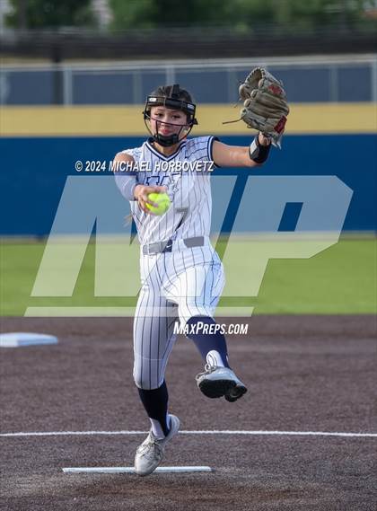 Thumbnail 2 in Melissa vs Wakeland (UIL 5A Softball Regional Semi-Final) photogallery.