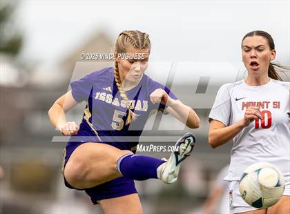 Thumbnail 3 in Mount Si @ Issaquah (WIAA State 4A Semi-Final) photogallery.