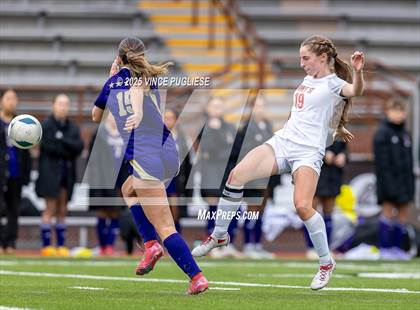Thumbnail 3 in Mount Si @ Issaquah (WIAA State 4A Semi-Final) photogallery.
