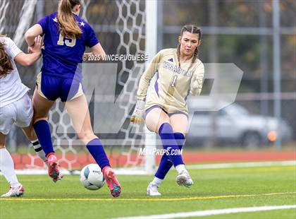 Thumbnail 1 in Mount Si @ Issaquah (WIAA State 4A Semi-Final) photogallery.