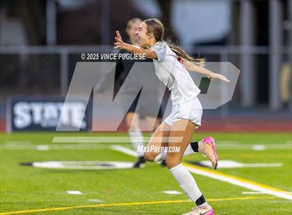 Thumbnail 3 in Mount Si @ Issaquah (WIAA State 4A Semi-Final) photogallery.