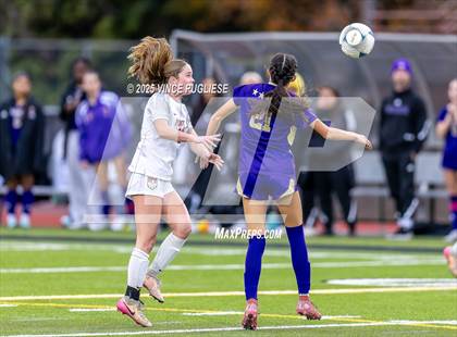 Thumbnail 3 in Mount Si @ Issaquah (WIAA State 4A Semi-Final) photogallery.