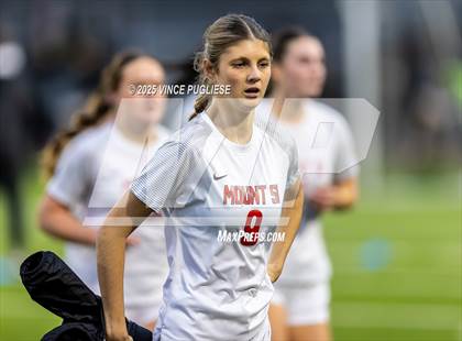 Thumbnail 3 in Mount Si @ Issaquah (WIAA State 4A Semi-Final) photogallery.