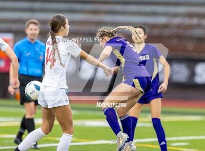 Thumbnail 1 in Mount Si @ Issaquah (WIAA State 4A Semi-Final) photogallery.