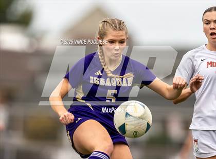 Thumbnail 2 in Mount Si @ Issaquah (WIAA State 4A Semi-Final) photogallery.