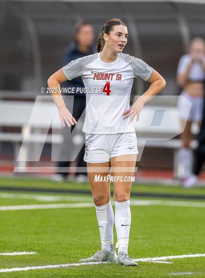 Thumbnail 1 in Mount Si @ Issaquah (WIAA State 4A Semi-Final) photogallery.