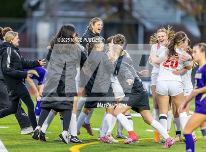 Thumbnail 1 in Mount Si @ Issaquah (WIAA State 4A Semi-Final) photogallery.