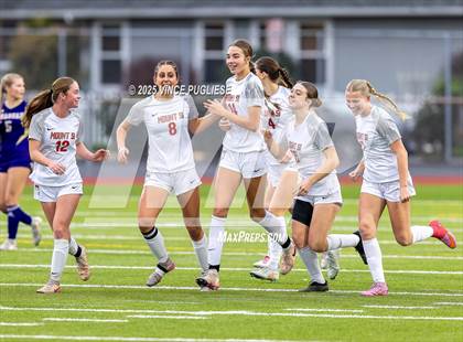 Thumbnail 3 in Mount Si @ Issaquah (WIAA State 4A Semi-Final) photogallery.