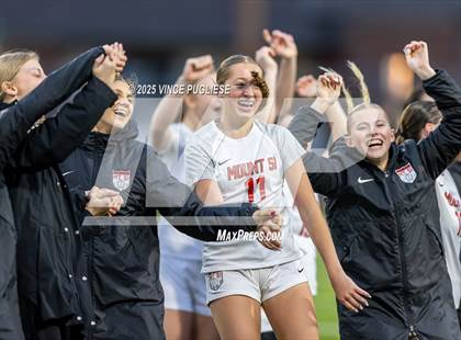 Thumbnail 2 in Mount Si @ Issaquah (WIAA State 4A Semi-Final) photogallery.