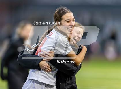 Thumbnail 2 in Mount Si @ Issaquah (WIAA State 4A Semi-Final) photogallery.