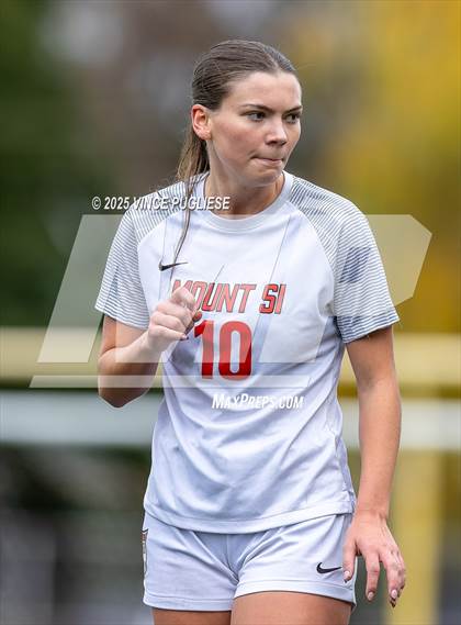 Thumbnail 3 in Mount Si @ Issaquah (WIAA State 4A Semi-Final) photogallery.