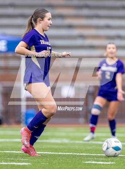 Thumbnail 1 in Mount Si @ Issaquah (WIAA State 4A Semi-Final) photogallery.