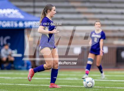 Thumbnail 3 in Mount Si @ Issaquah (WIAA State 4A Semi-Final) photogallery.
