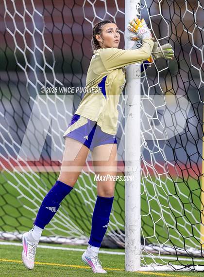 Thumbnail 2 in Mount Si @ Issaquah (WIAA State 4A Semi-Final) photogallery.