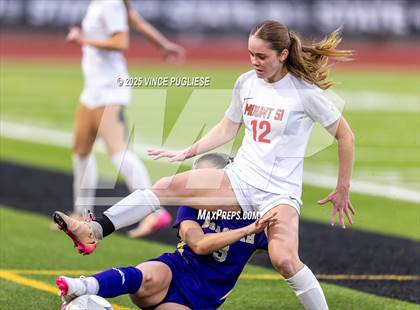 Thumbnail 3 in Mount Si @ Issaquah (WIAA State 4A Semi-Final) photogallery.